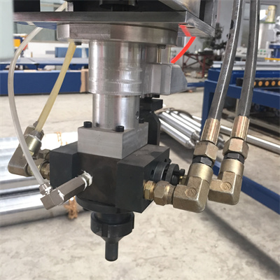 Máquina de tubos de carcasa en espiral de HDPE de plástico Máquina de espuma de poliuretano de alta presión para a produción de tubos pre-aislados/máquina de plástico
